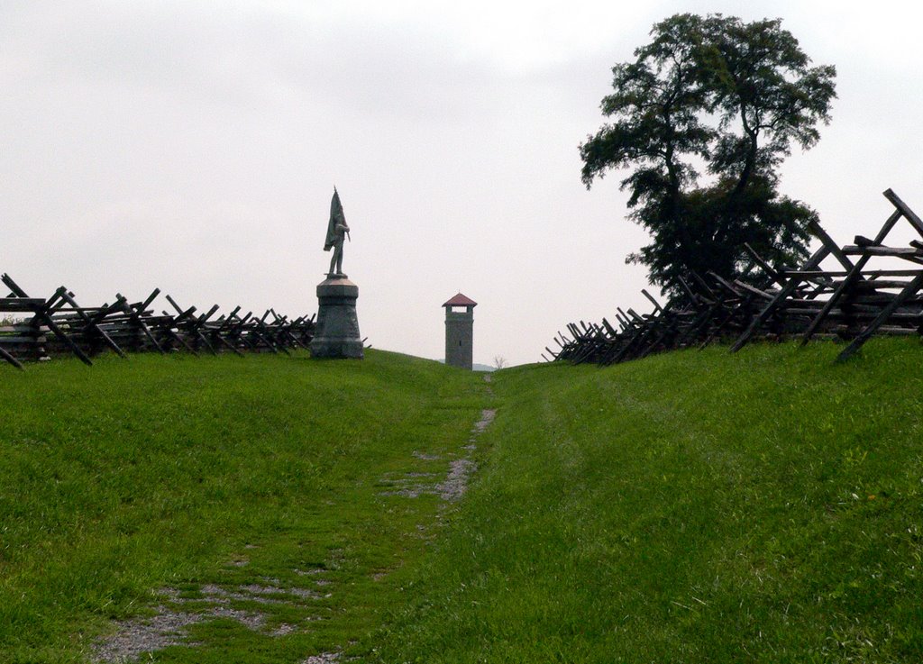 Bloody Lane toward Observation Tower by zacksoccer