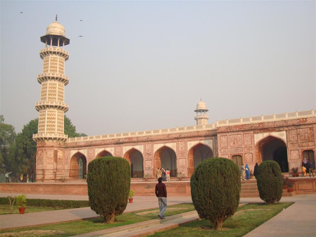 Shahdara, Pakistan by navidjee