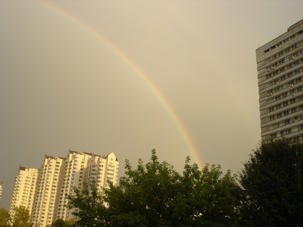 Rainbow in Moscow by Alexey A. Shevchenko