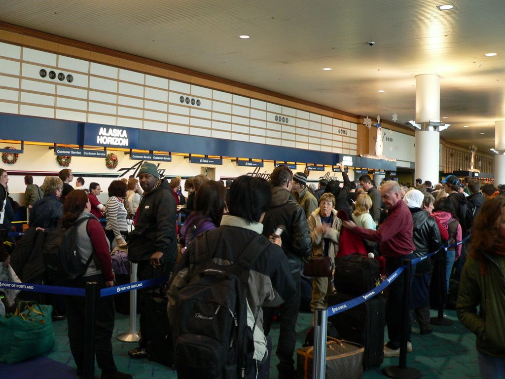 PDX Check-In Area by SevenOaksSage