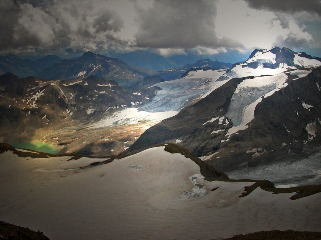 Punta d'Arbola e ghiacciaio del Sabbione (dal Blinnenhorn 3374 m) by tressy