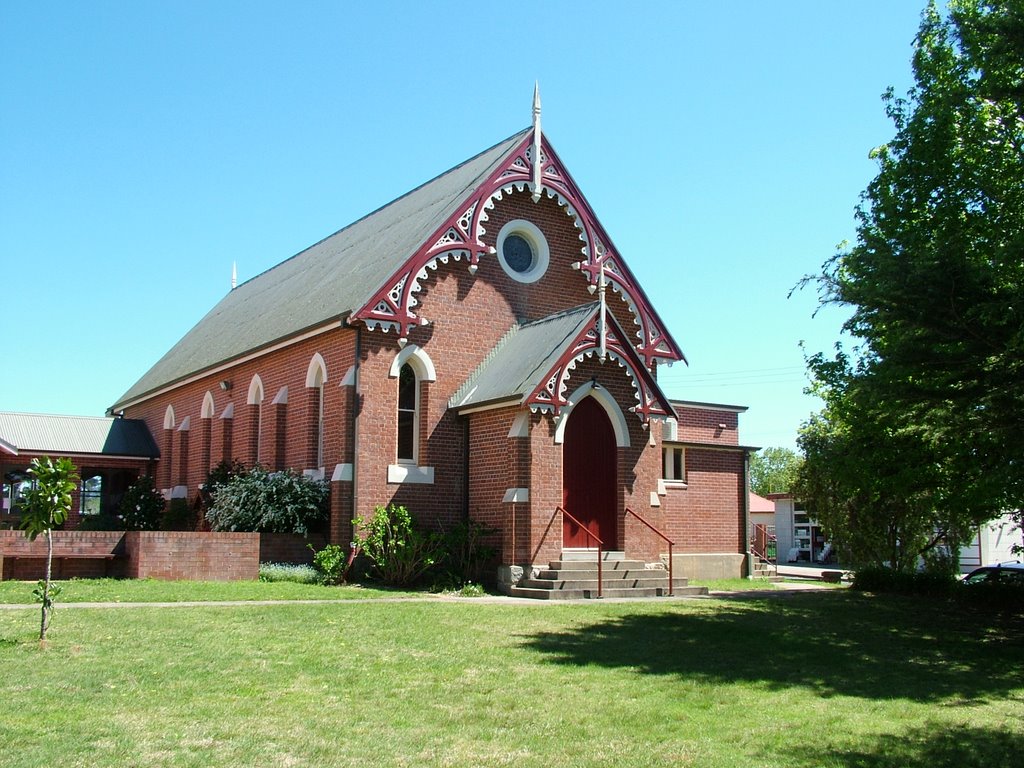 Anglican Church Bega (Facing towards Bega St) by SEChurchPics