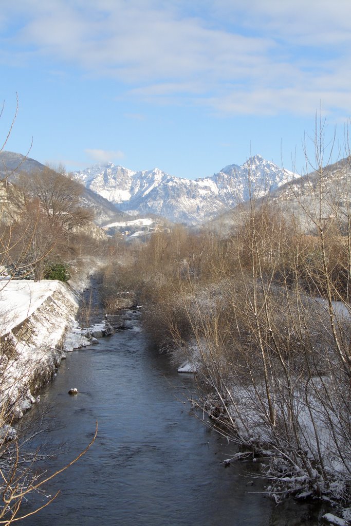 Le Grigne viste dal ponte sul Lambro a Caslino by by-donato