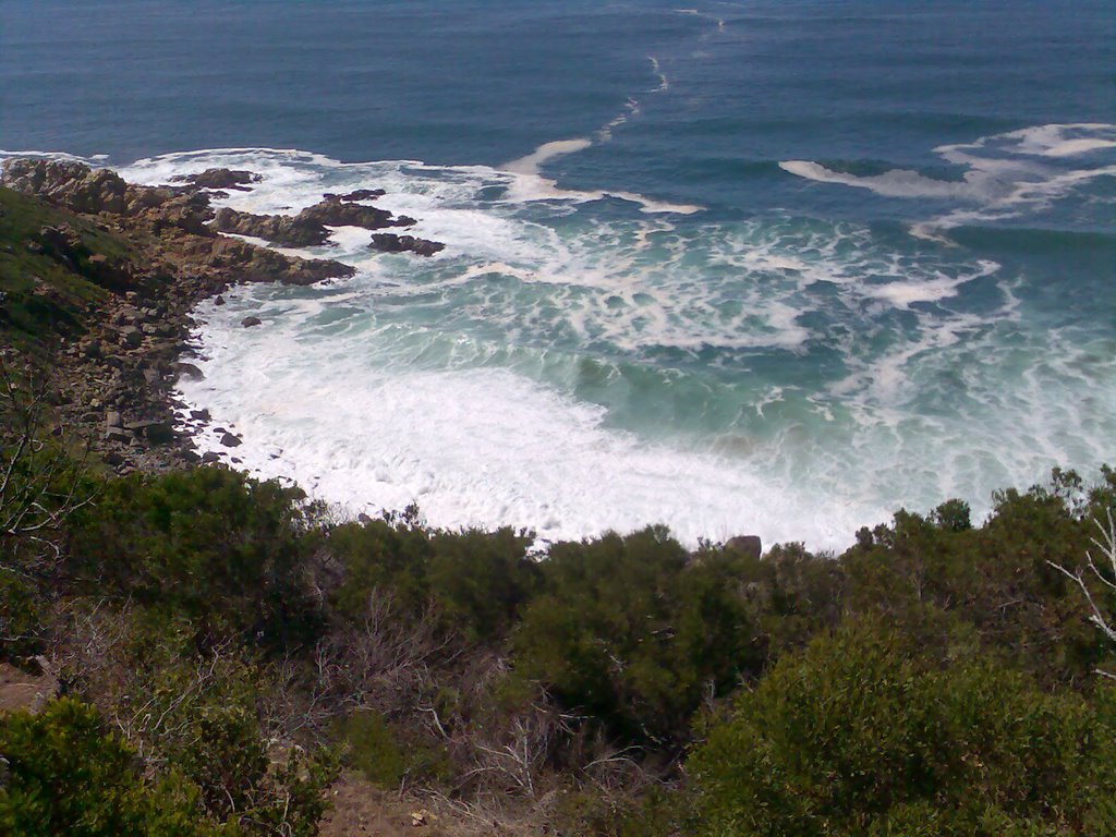 Linkside, Mossel Bay, 6506, South Africa by Stuart Atkinson