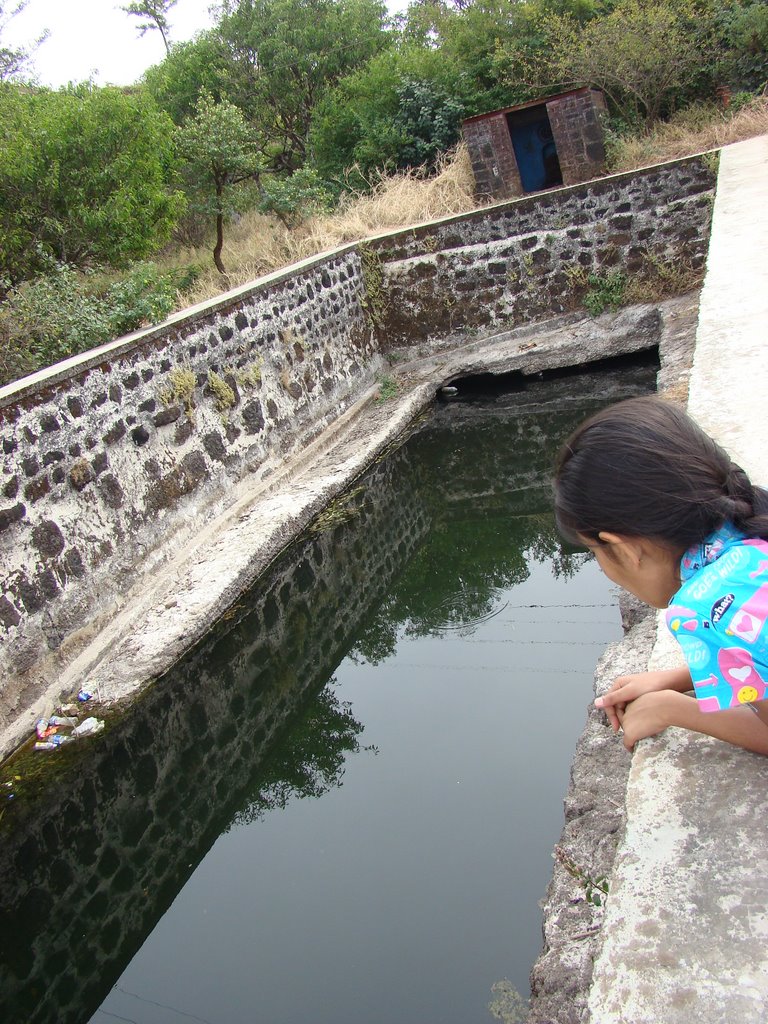 Ganesh Tank - One of the supposedly 360 fresh water Tanks on the Fort at 1400 mt. High! by Sudin M. Pai Kane