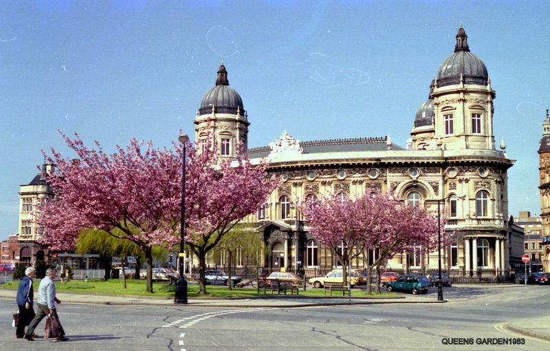 Kingston upon Hull, QUEENS GARDEN by Steve Cresswell