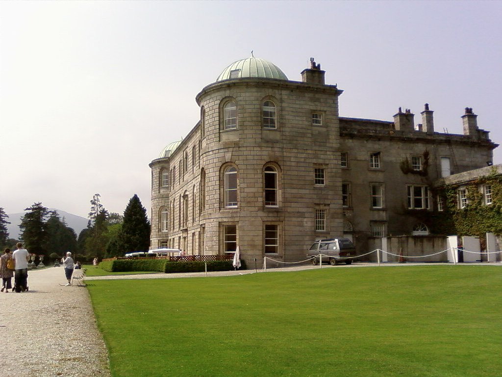 Powerscourt House by archrodney