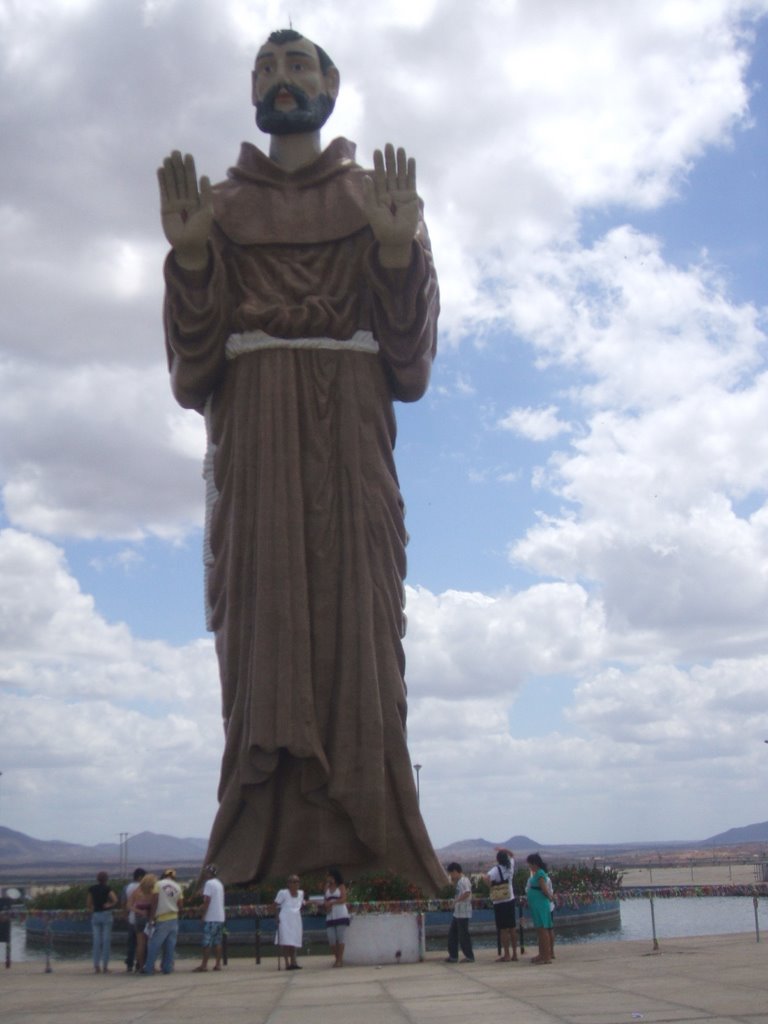 ESTATUA DE SÃO FRANCISCO EM CANIDE by R. NASCIMENTO ROCHA