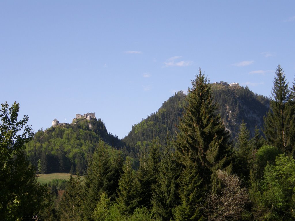 Burg Ehrenberg u. Festung Schloßkopf, Bezirk Reutte, Österreich by kaarvea