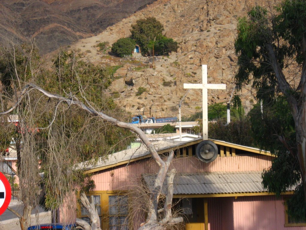 Iglesia con Gruta de la Virgen by Carlos Ibacache A