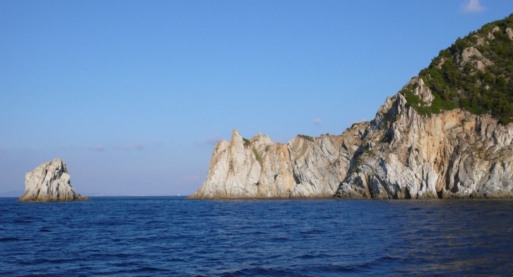 2008, Isola d'Elba, Capo d'Enfola by Giovanni Mirgovi