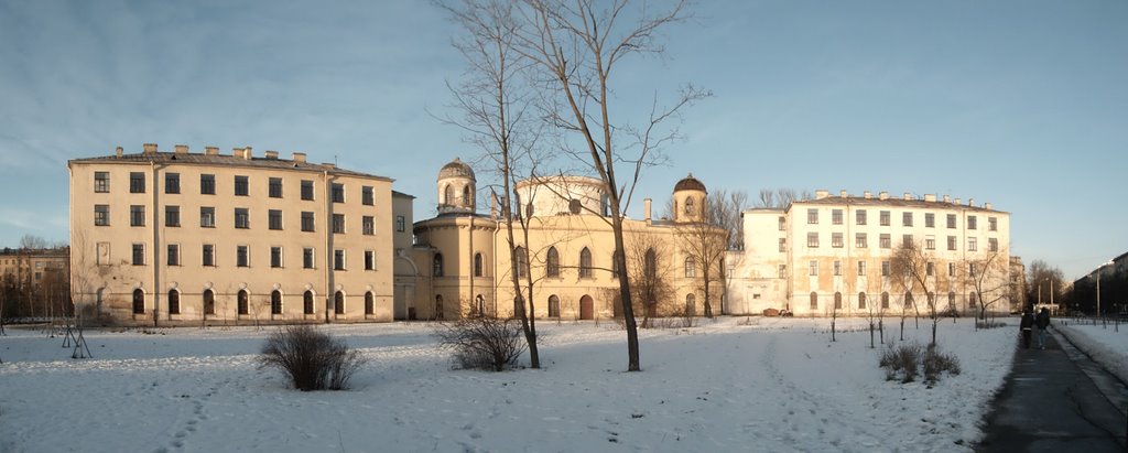 Чесменский дворец, арх. Ю. М. Фельтен, 1774-77 гг. (ул. Гастелло 15) by Yuri Sedunov