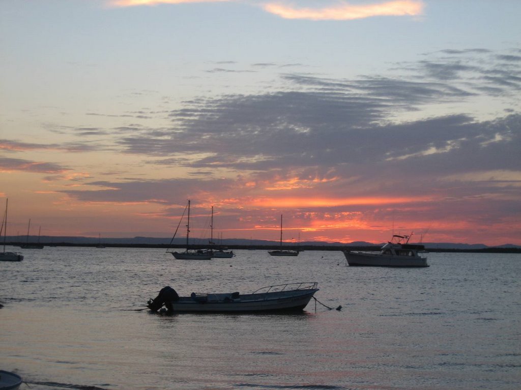 Atardecer En la Bahia, La Paz, BCS, Mexico by skyrbiz