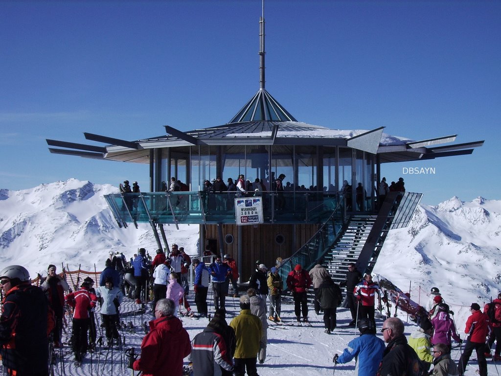 Wurmkogel "volles Haus" by Sayner