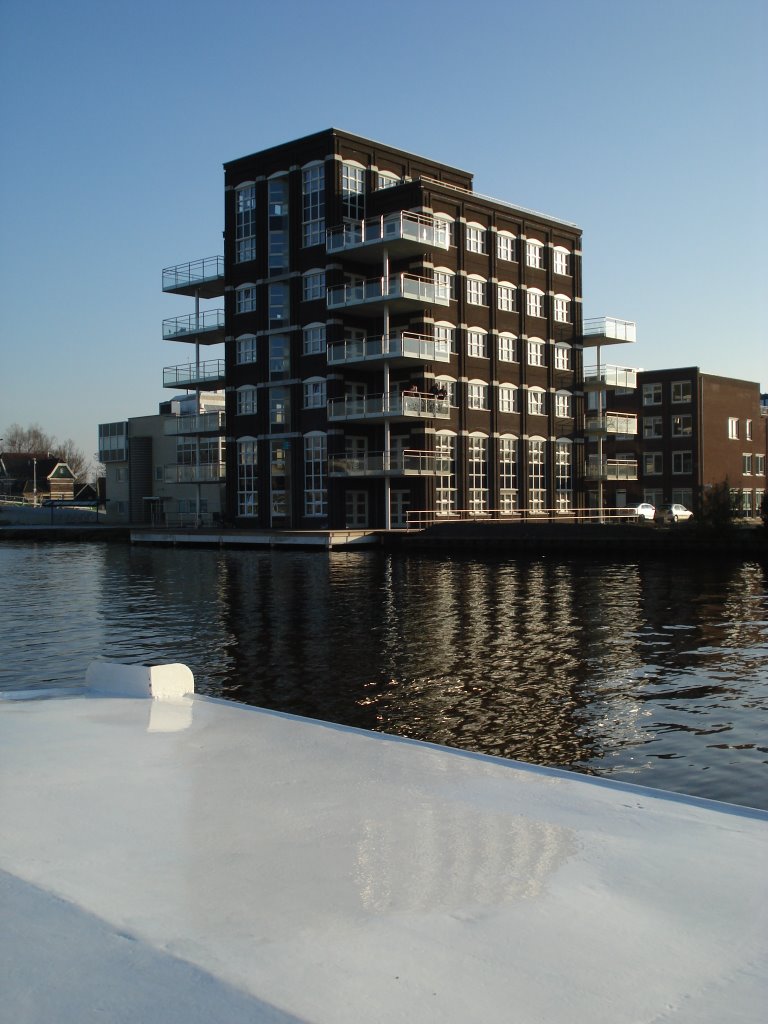 Nieuwe architectuur aan de Zaan by Alexander Verwey