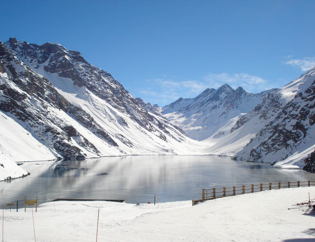 Laguna del Inca by mlyra