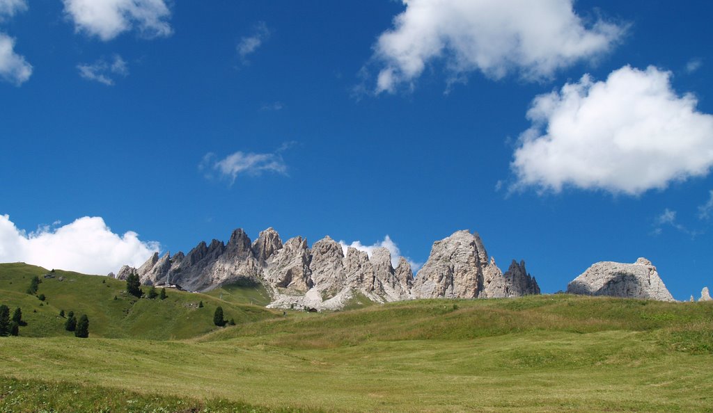 Cirspitze from Grödner Joch (Val Gardena) by Polonkai László