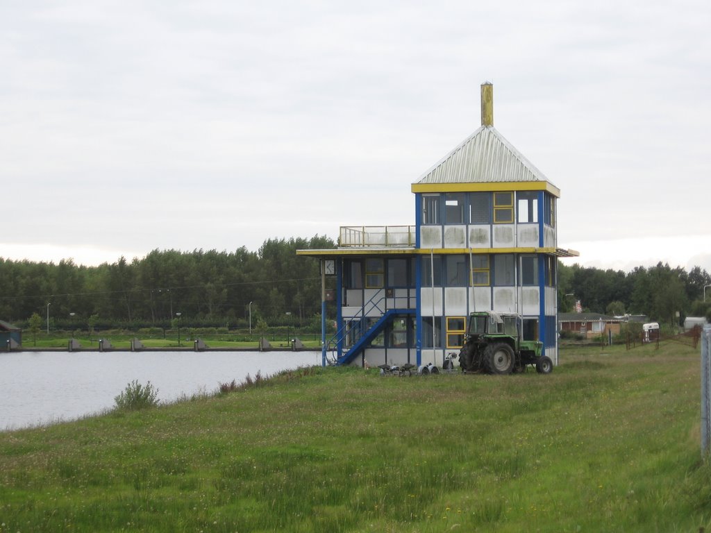 Rowing track by Sander de Jong