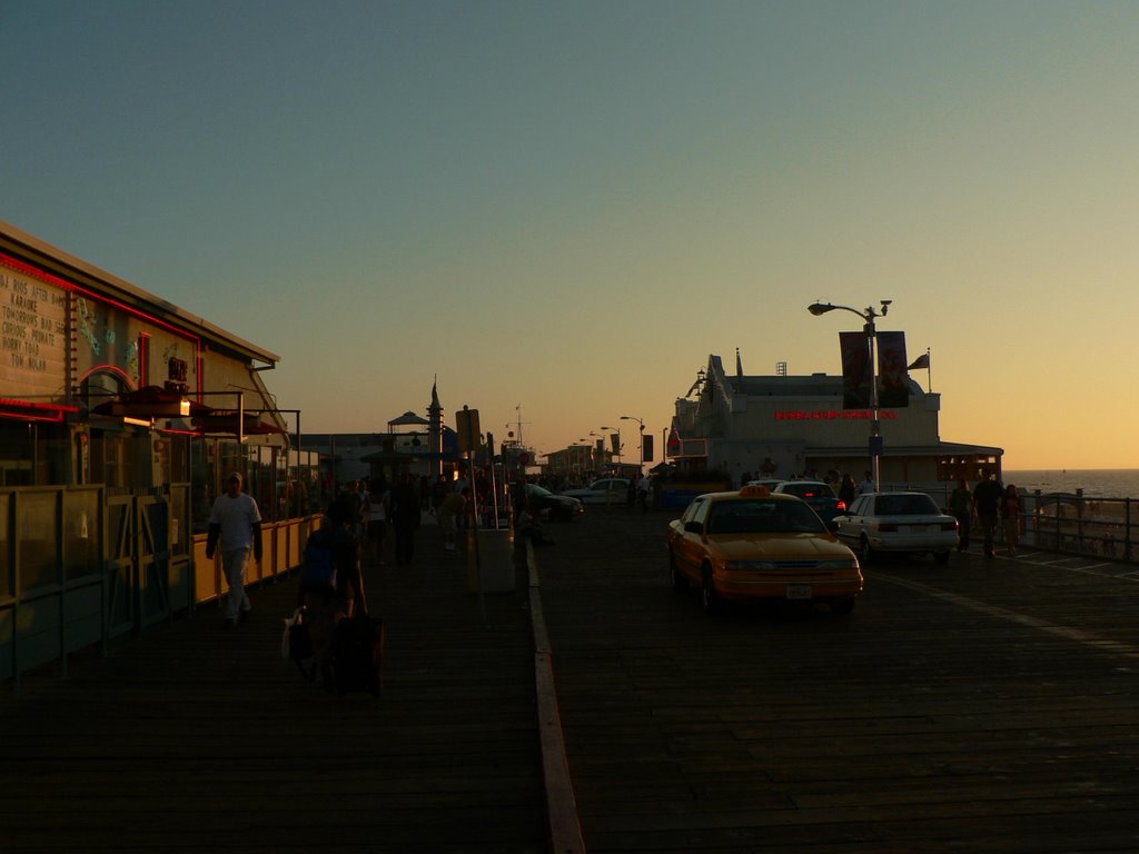 Santa Monica Pier at Night by kitsunegari16