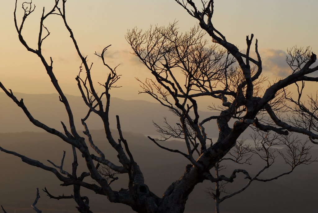 Lake Mashu, November 2008 by Felix le Chien