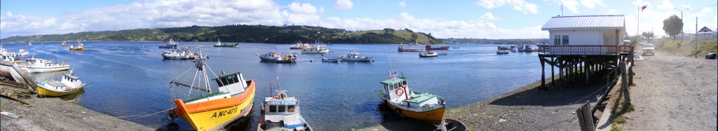 Costanera de Dalcahue, Chiloe by Victor Perez C