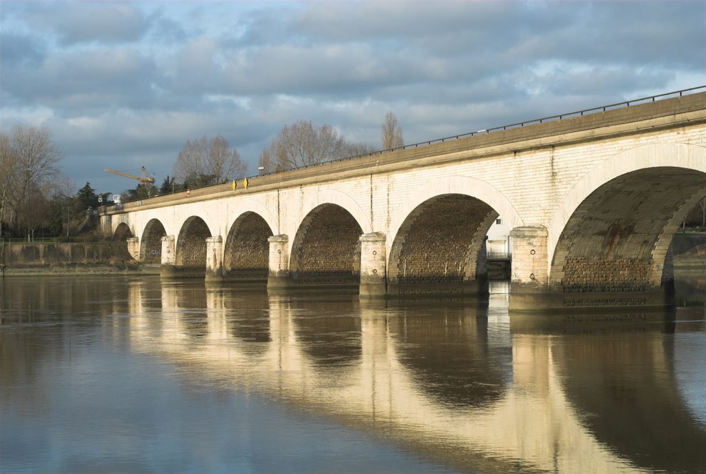 Nantes, Ponts de la Vendée by yann.tacher