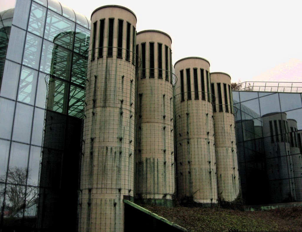 Warsaw University Library. by ellasso