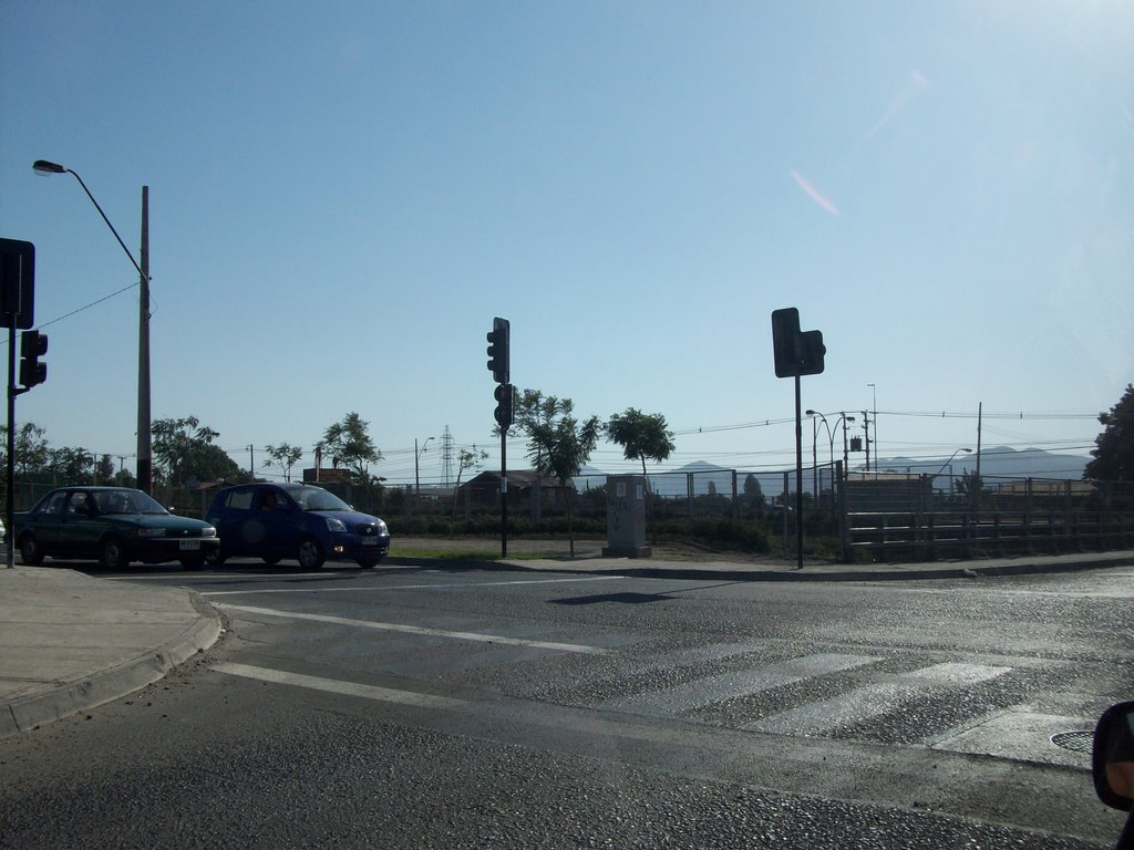 Autopista Central con Regina Gálvez. San Bernardo Santiago by Ignacio Paredes