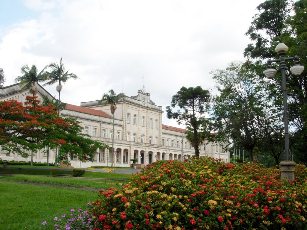 Universidade de São Paulo - ESALQ - Campus de Piracicaba by Ivano Gutz