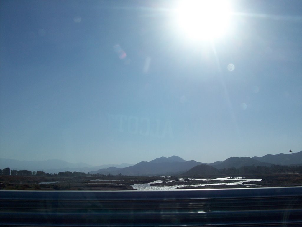 Río Maipo desde la Autopista Central. Buin Santiago by Ignacio Paredes