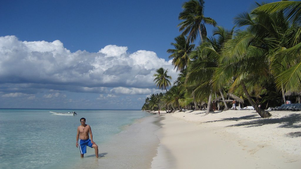 Isla de Saona by wildforest