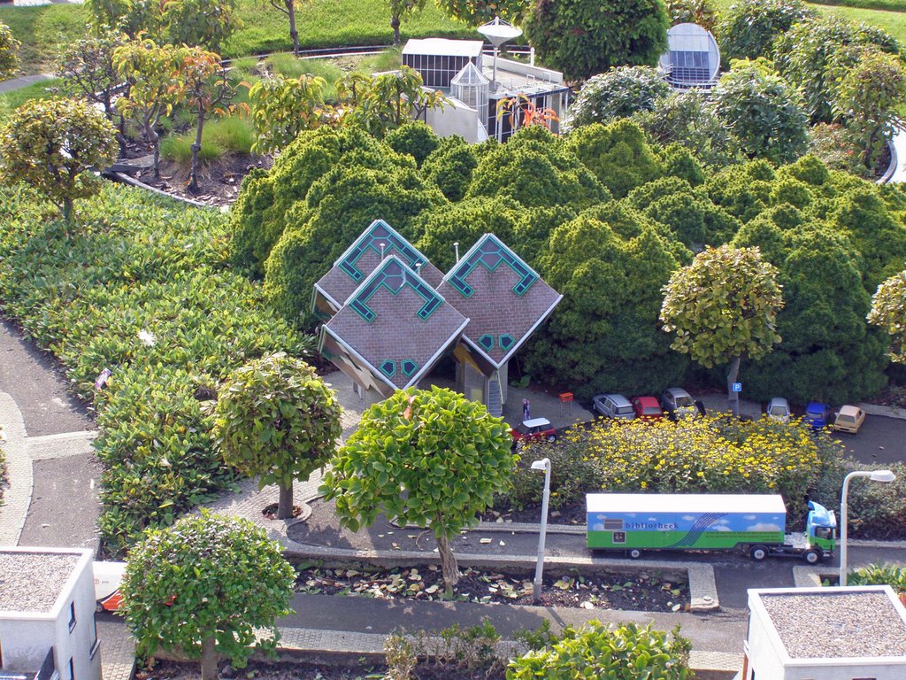 The cube houses by Stratos Katrakazas