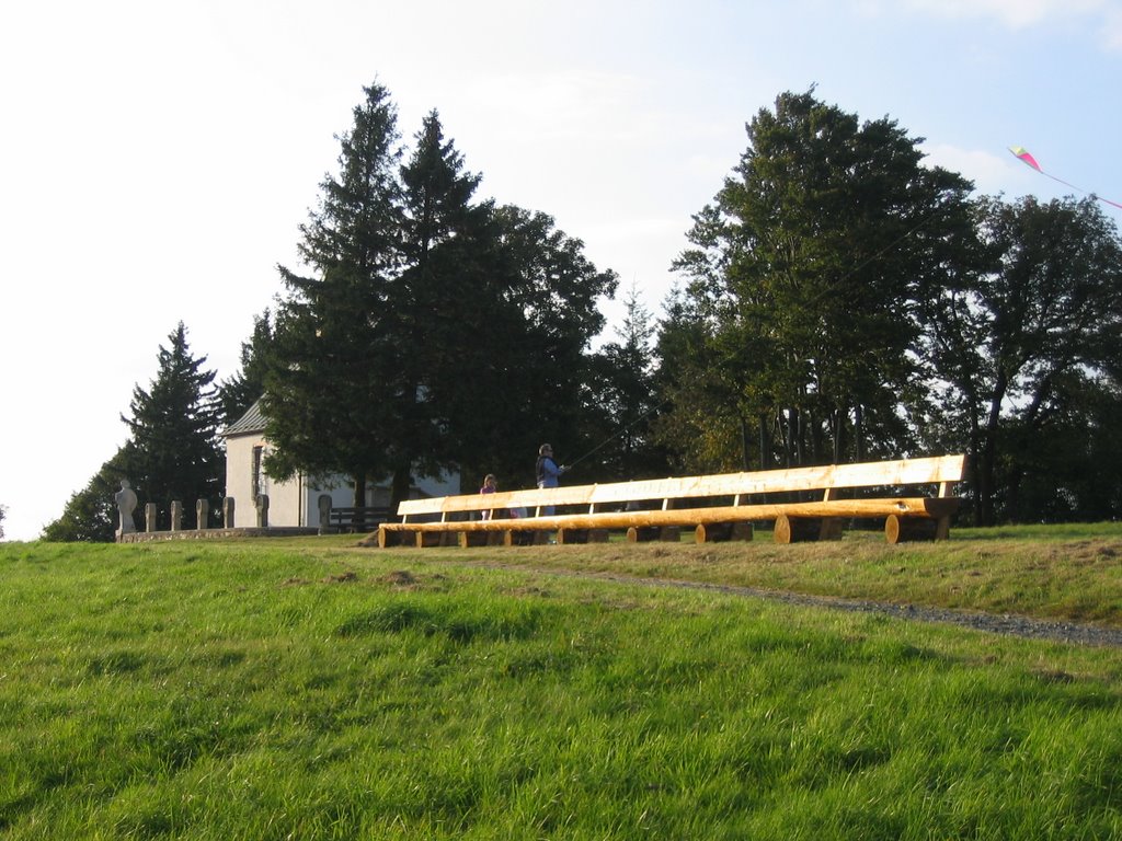 Die längste Bank im Taunus by dernche