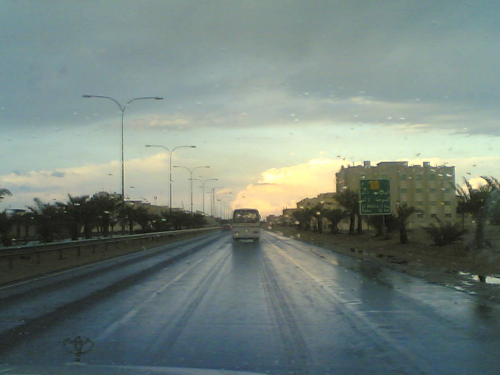 Rain in Musaied road by QEAF