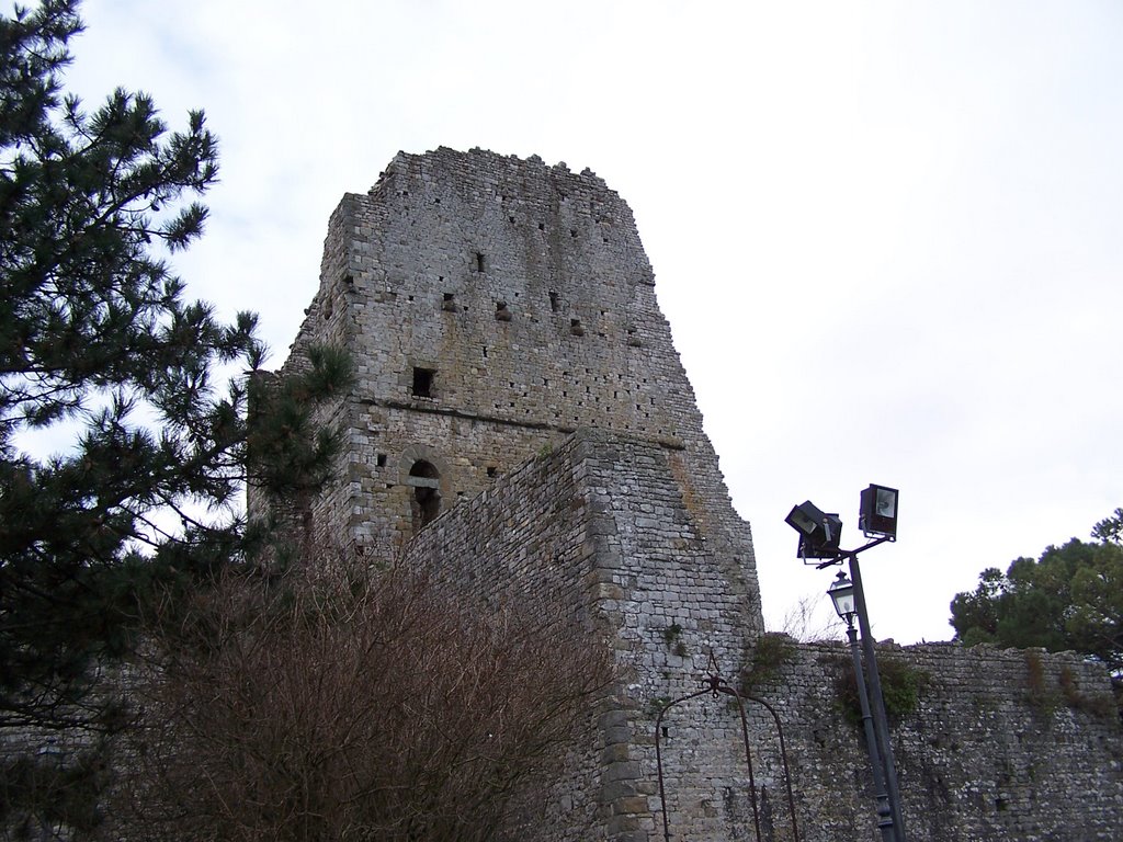 La torre b - civitella by fabrizio farsetti