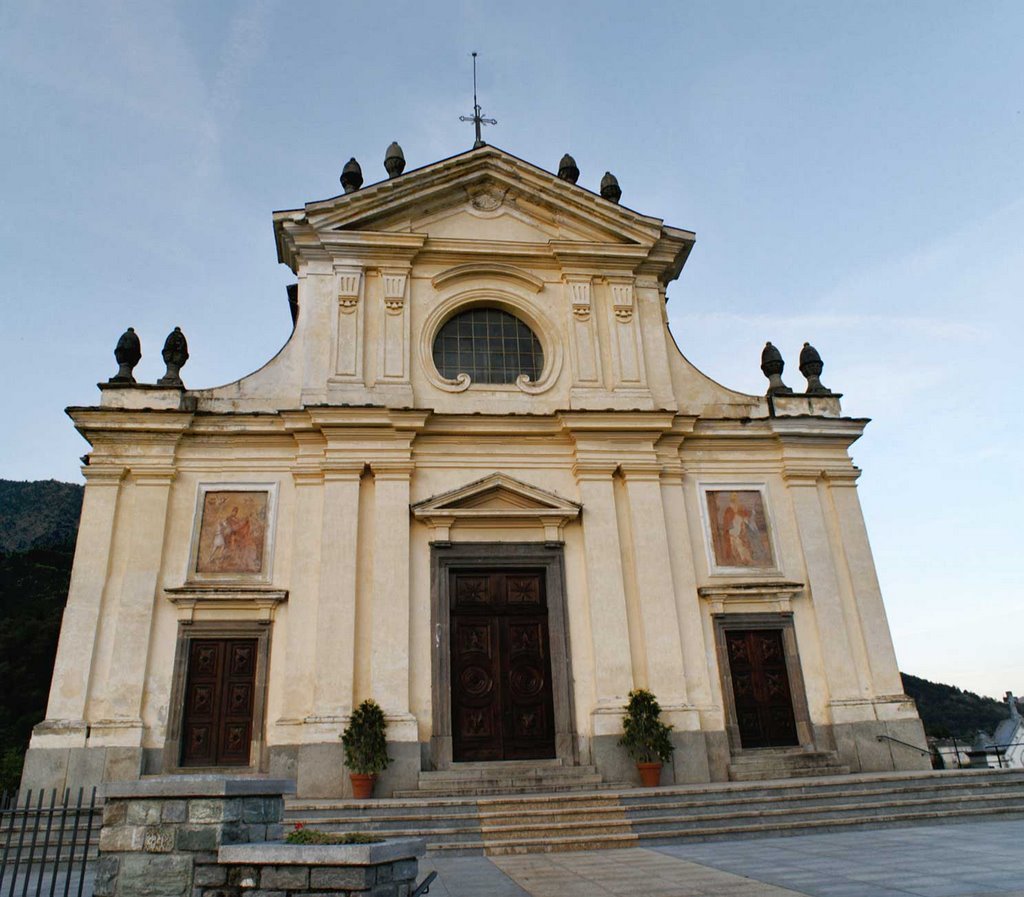 Viù Chiesa di San Martino by © Riccardo GABRIELE