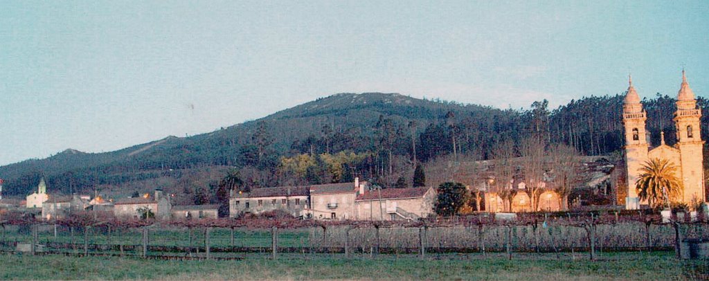 Sta. Mª de Cruces, Padrón by Germán Cruces