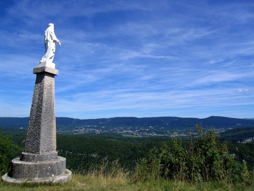 Vierge du plateau de Hauteville by Vincent DANJEAN