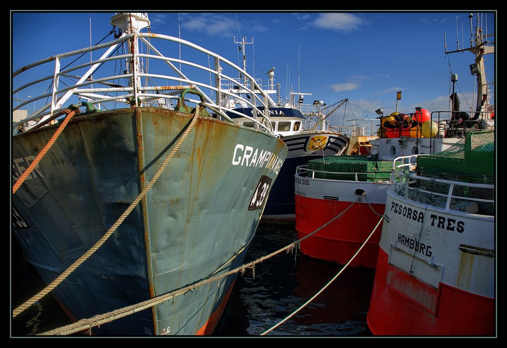 Abarrote en el Parrote... barcos en tierra by Pedritop (www.ppedre…