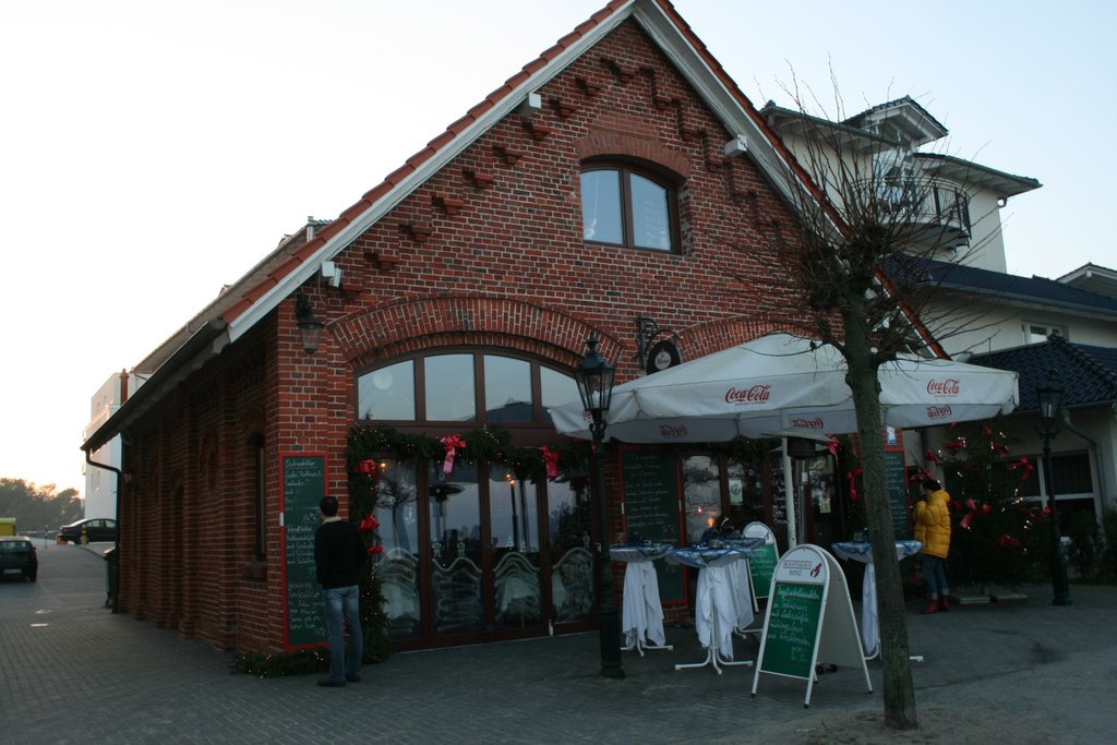 Strandpromenade Binz by Dennis Schulze