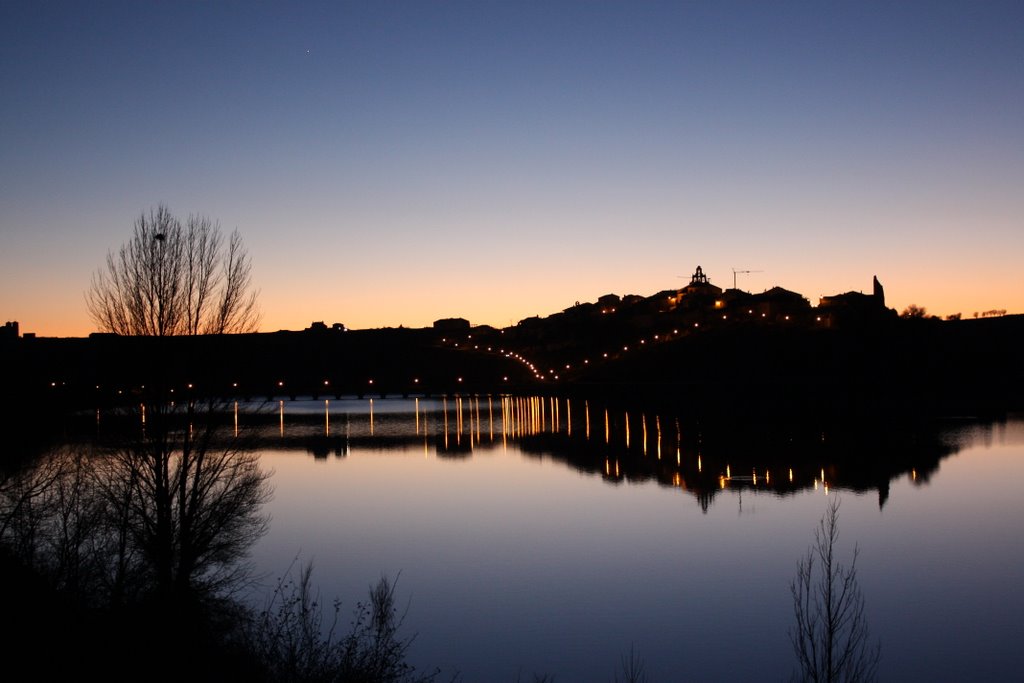 Atardecer en Maderuelo by José Ignacio del Saz