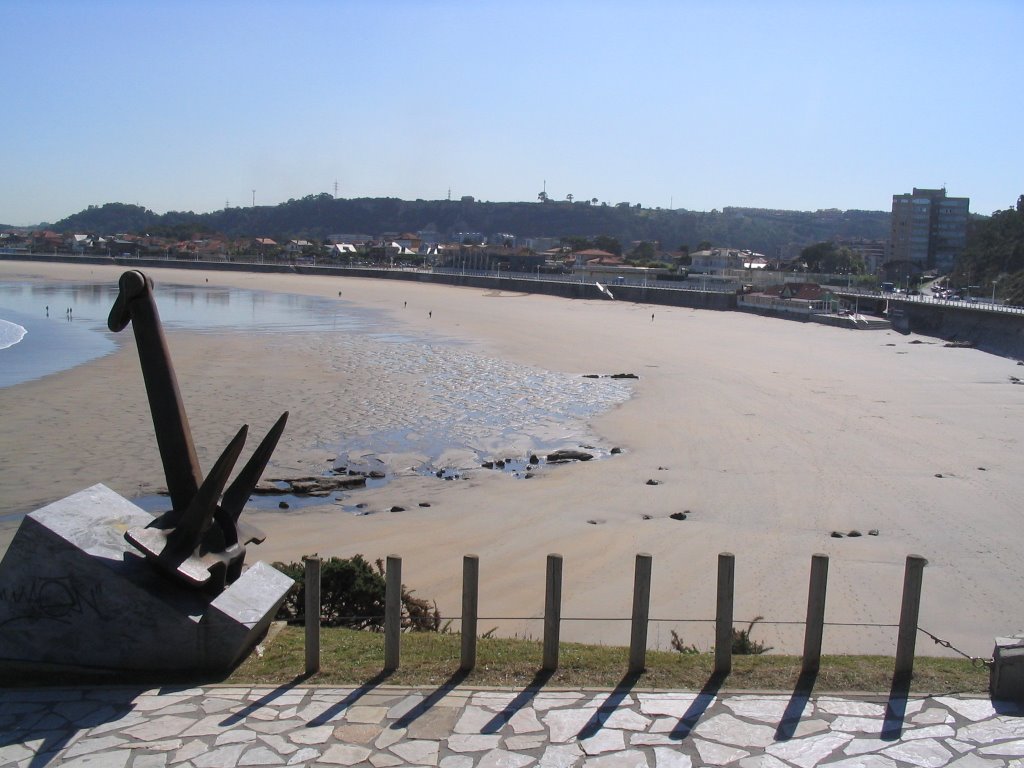 Salinas desde el Museo de anclas by Tresguerres