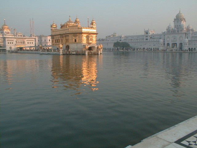 Harmandir Sahib (Golden Temple) in Amritsar, Punjab, India by Daichi Kohmoto