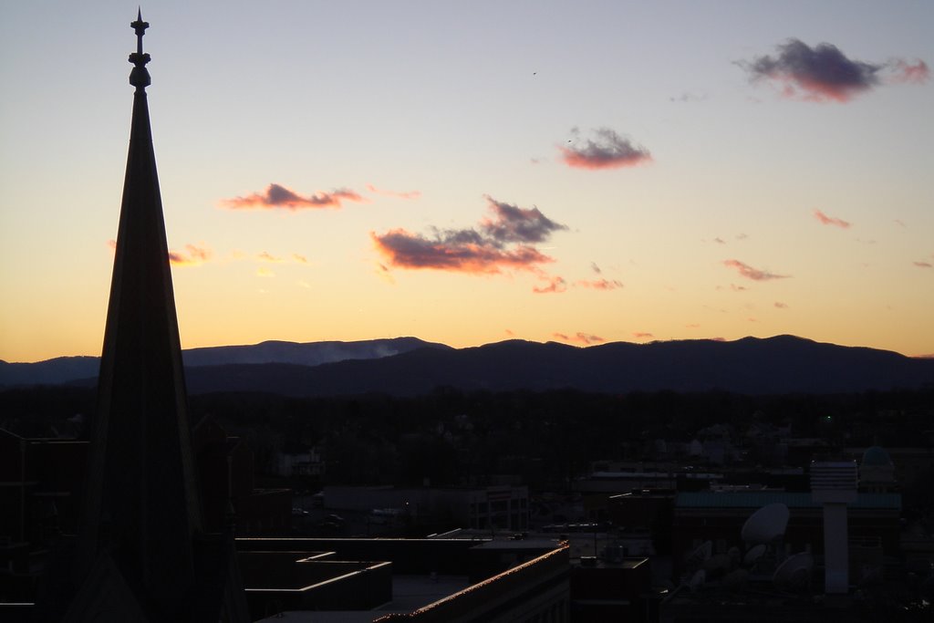 Roanoke Sunset on 2008 by DieselDucy