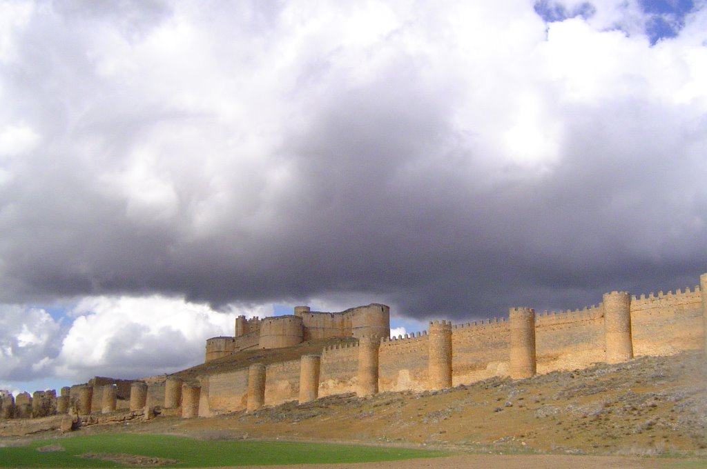 Castillo de Berlanga de Duero by rut_jimenez