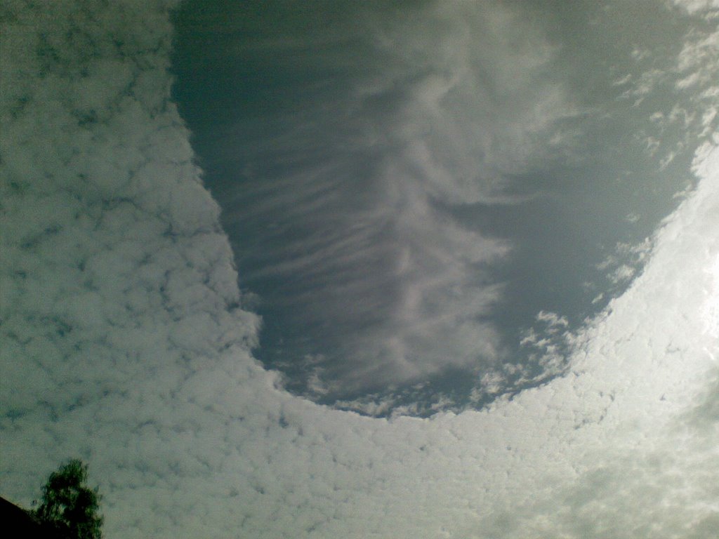 The clouds : captured at CJ Learning Center by pat by RODEAN