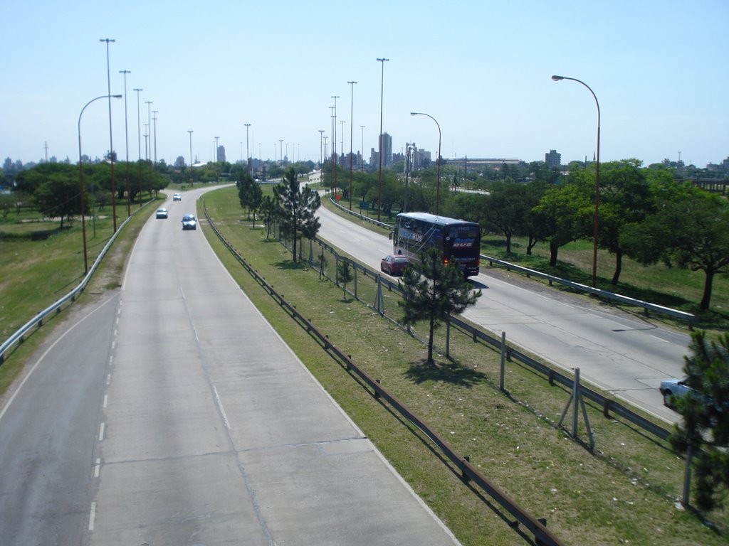 Ruta Nacional Nº 168 - Hacia el Oeste desde puente peatonal by PabloSaFe