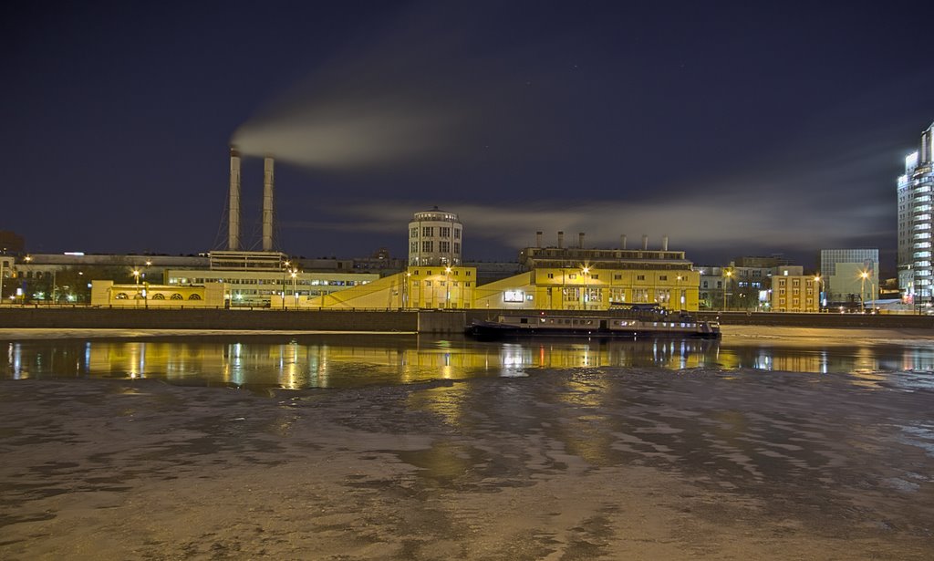 Thermal Power Station 7, Jan-2009 by Andrey Zakharov