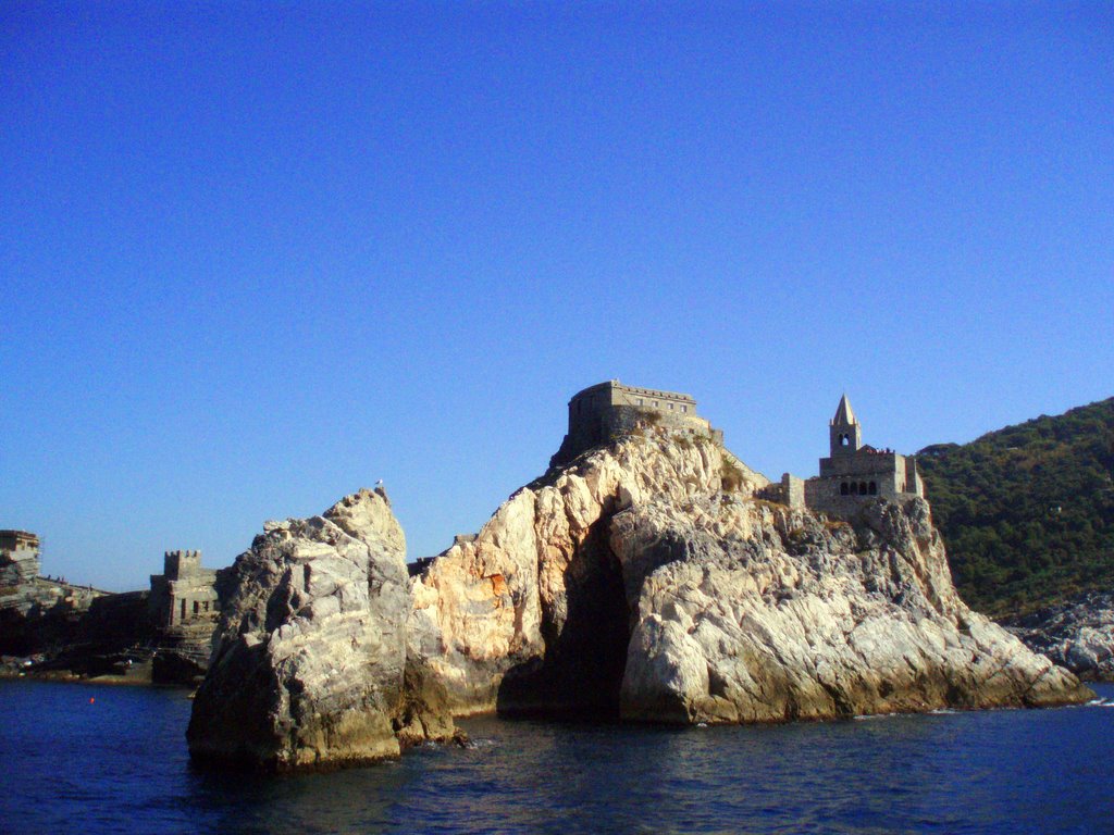 Portovenere dal mare by grapezzi