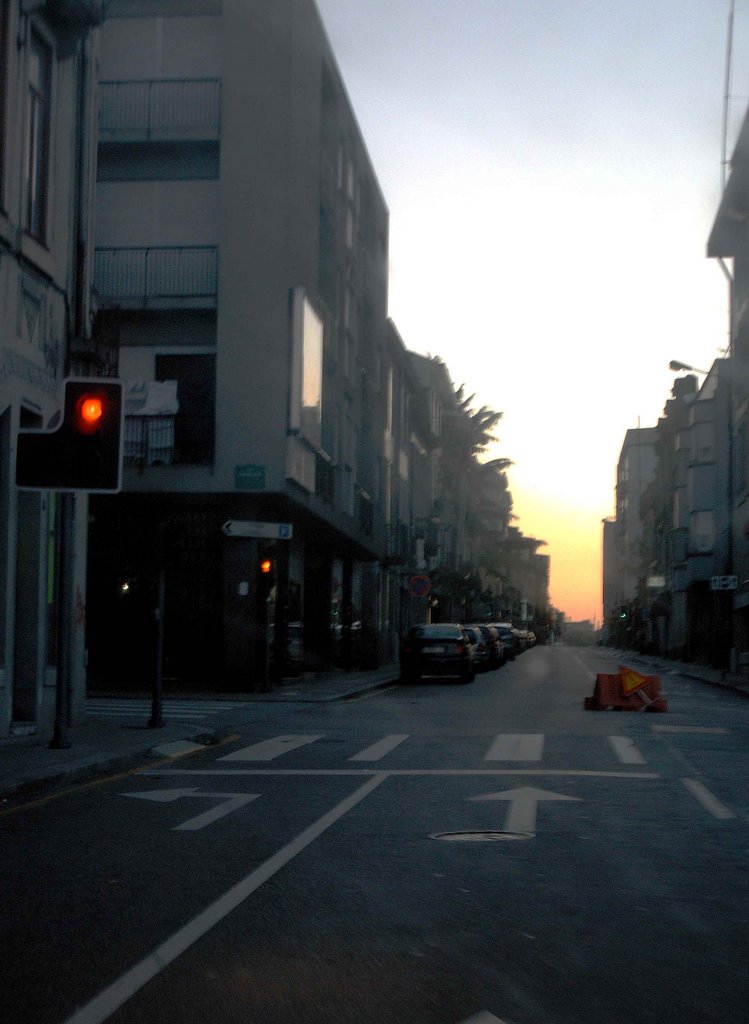 Rua de Fernandes Tomás by Pedro Sá